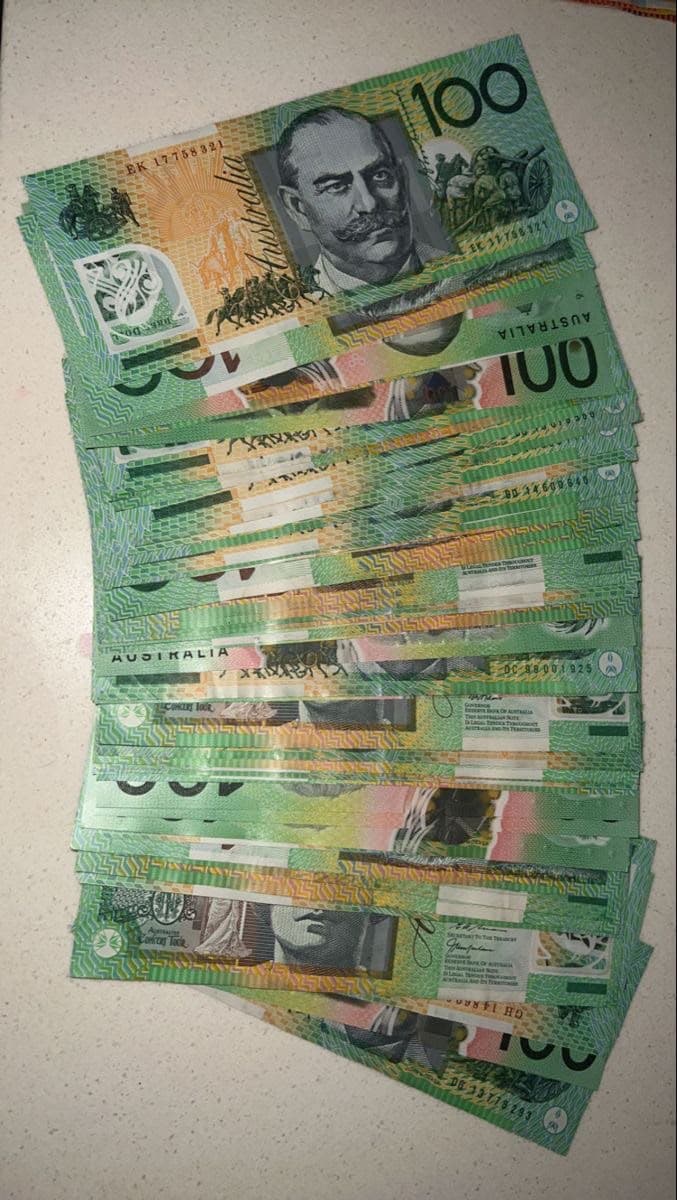 Film & TV Prop Currency Pack